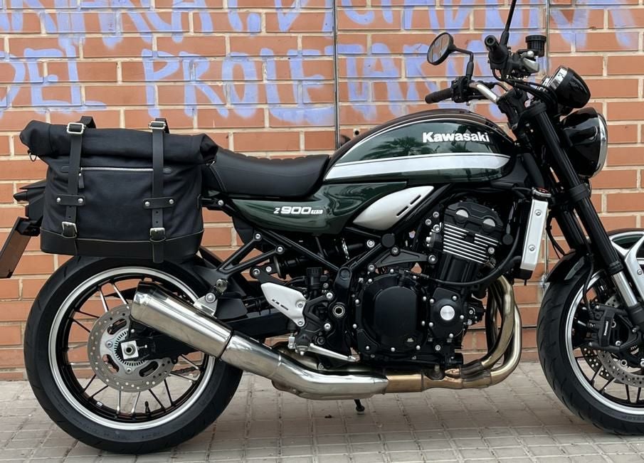 Z900RS サドルバッグ ステー ブラック 左右セット La Poderosa Z900RS サドルバッグ ステー ブラック 左右セット La Poderosa