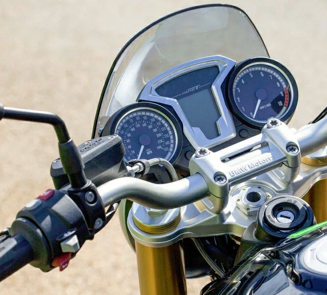 RnineT スクリーン クラシックS3 ブラック DARTフライスクリーン