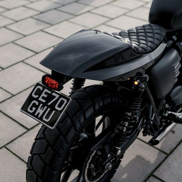 トライアンフ ボンネビル T120 前後ショートフェンダー LED