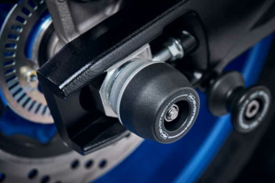 SUZUKI GSX-8S/GSX-8R/GSX-8T/TT アクスルスライダー(スピンドルボビン