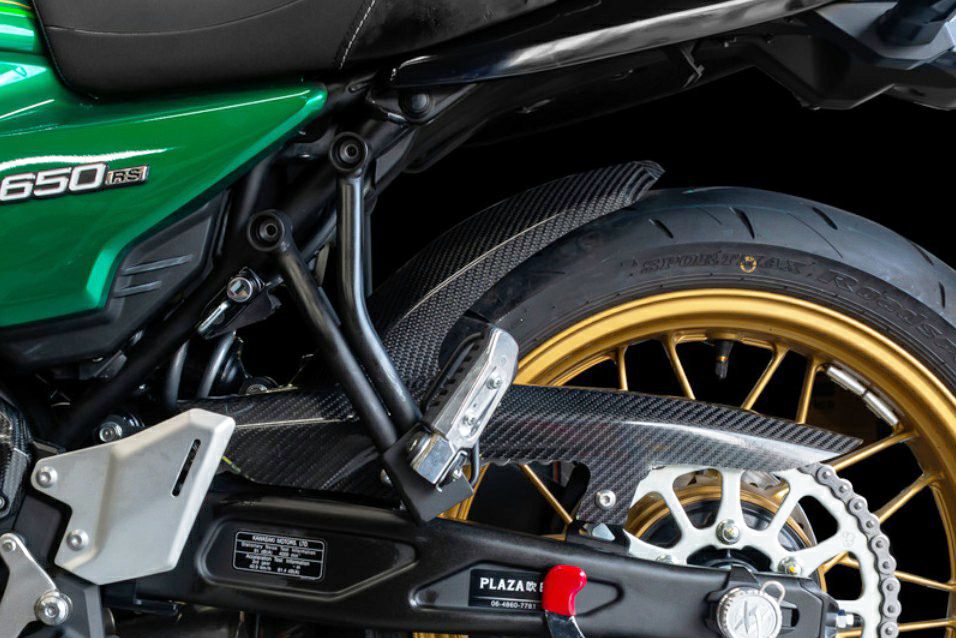 Z650RS カーボンリアフェンダー ARCHI | バイクカスタムパーツ専門店