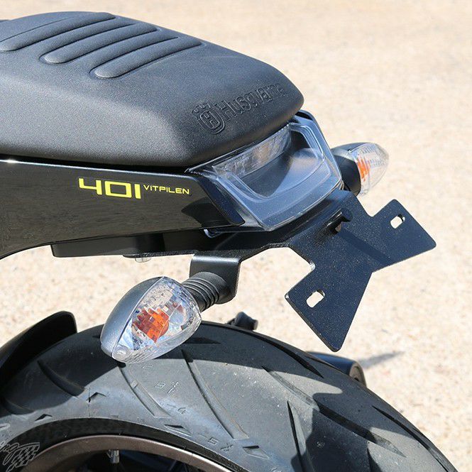 スヴァルトピレン/ヴィットピレン 401 フェンダーレスキット T-Rex Racing_1