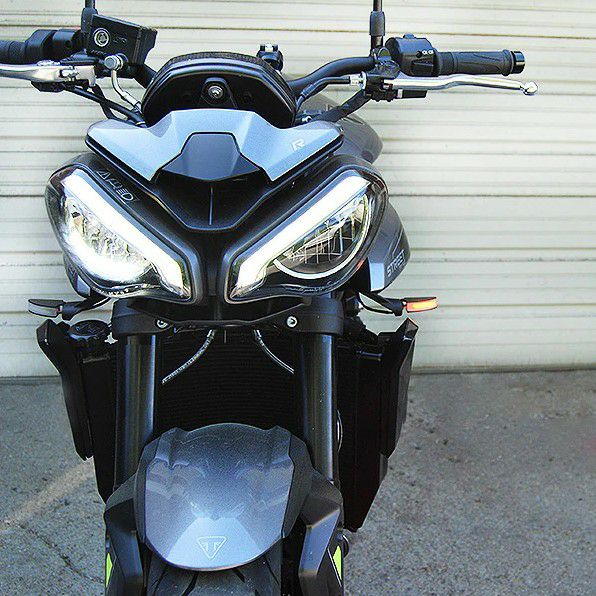 ストリートトリプル 2024～ フロントウインカー New Rage Cycles