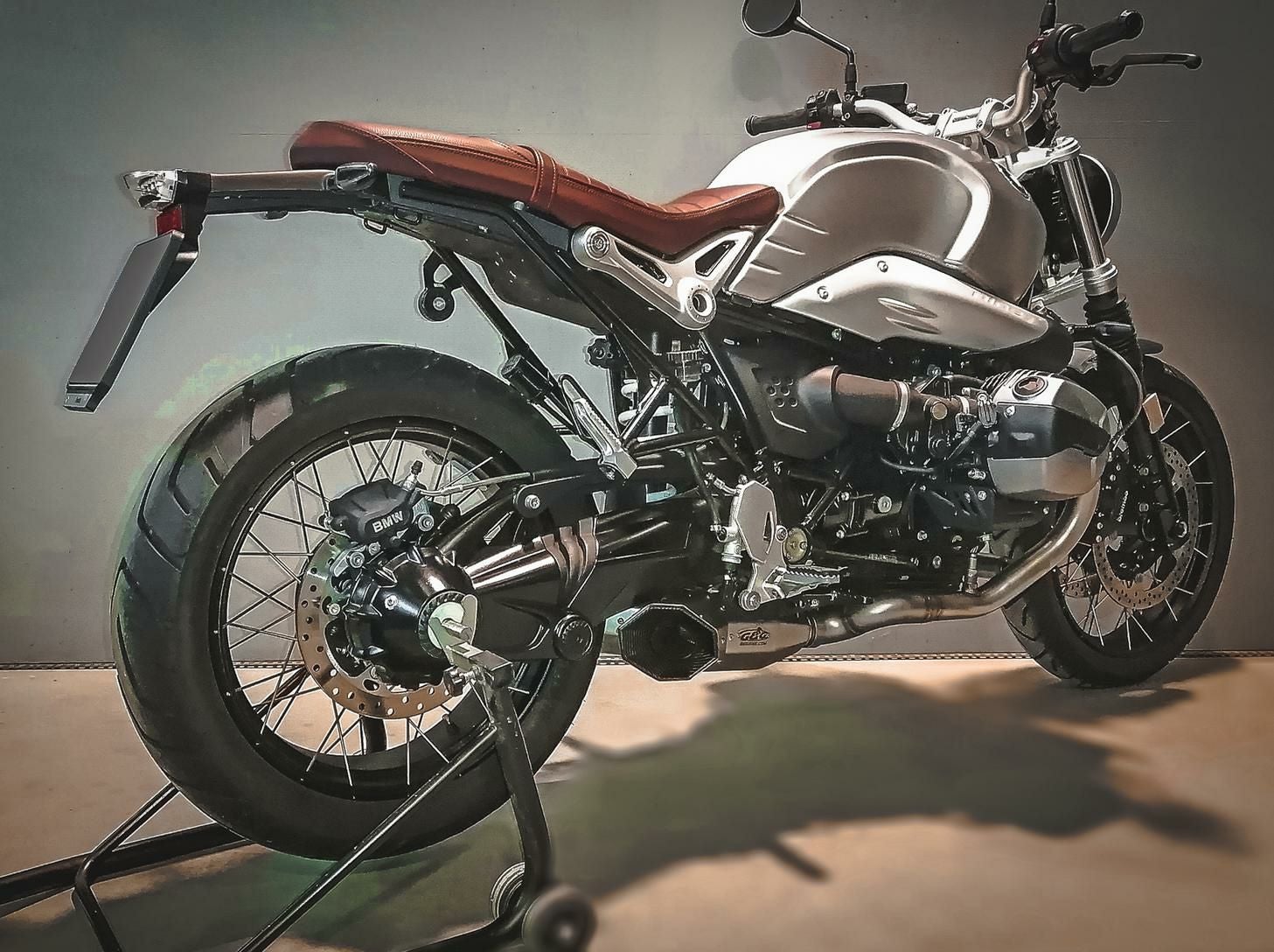 BMW RnineT ユーロ5 21-23 超ショートエキゾーストシステム カーボン