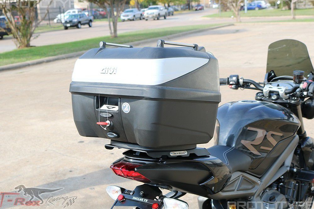 ストリートトリプル RS ラゲッジラック with GIVI トップケース T-Rex