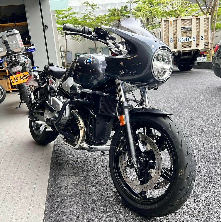 BMW RnineT 14- フロントカウル フェアリング ロケットカウル 未塗装