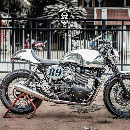 空冷インジェクション ボンネビル T100 スクランブラー スラクストン