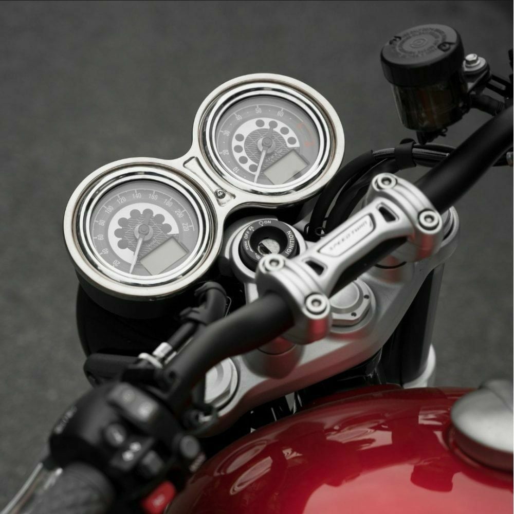 トライアンフ ボンネビル(Bonneville) T100&T120|メーター&メーター