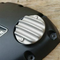 水冷 T100 T120等ポイントカバー リブデザイン ショットブラスト  Motone_1