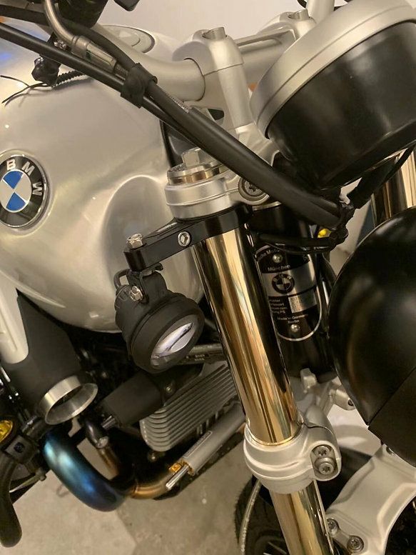 BMW RnineT 2017～ フォーククランプ 43mm 正立フォーク用 DKdesign