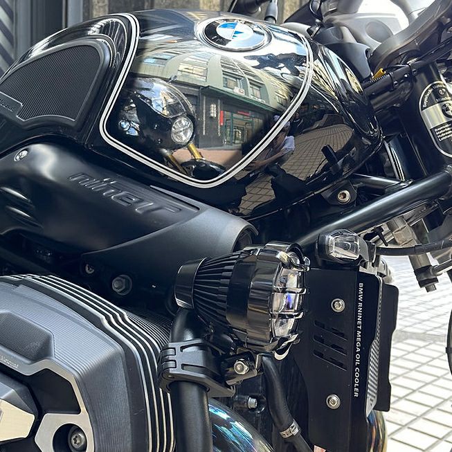 DKdesign X KOSO オーロラ7 LEDフォグランプ | バイクカスタムパーツ
