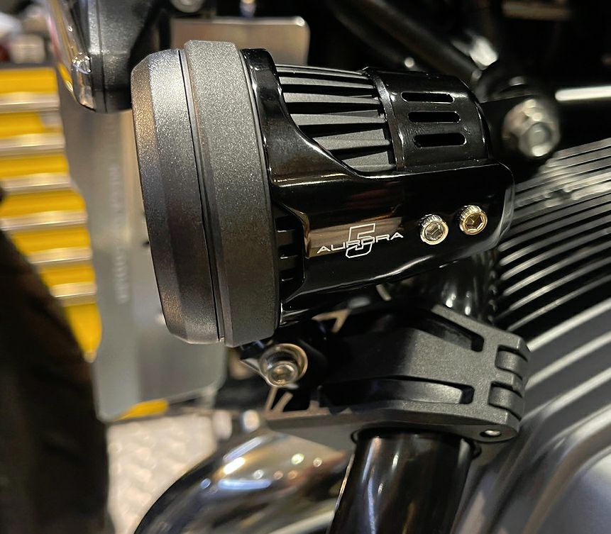 DKdesign X KOSO オーロラ5 LEDフォグランプ | バイクカスタムパーツ