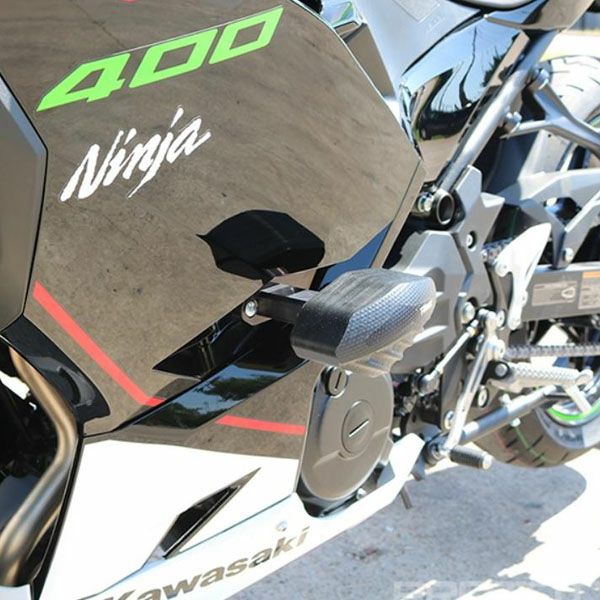 ID144989　４．５Ｋ（２０１７年リムライト製） トリックスター / Ninja ZX-4RR / ZX-4R SE(24-26) フロントアクスル