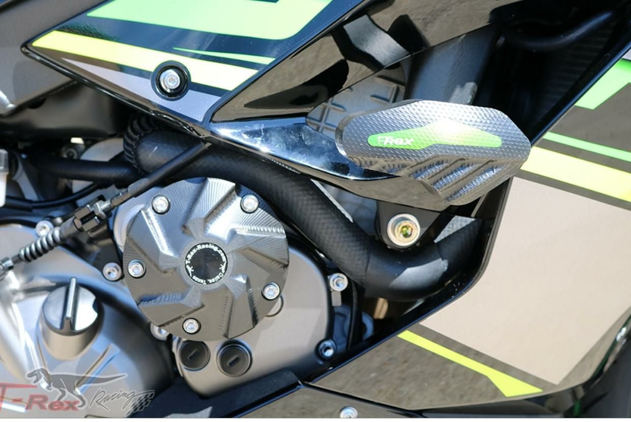 カワサキZX-6R ノーカット フレームスライダー T-REX レーシング