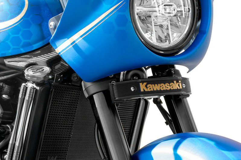 Z900RS CAFE ステムエンブレム＆マウントステーセット（ゴールド