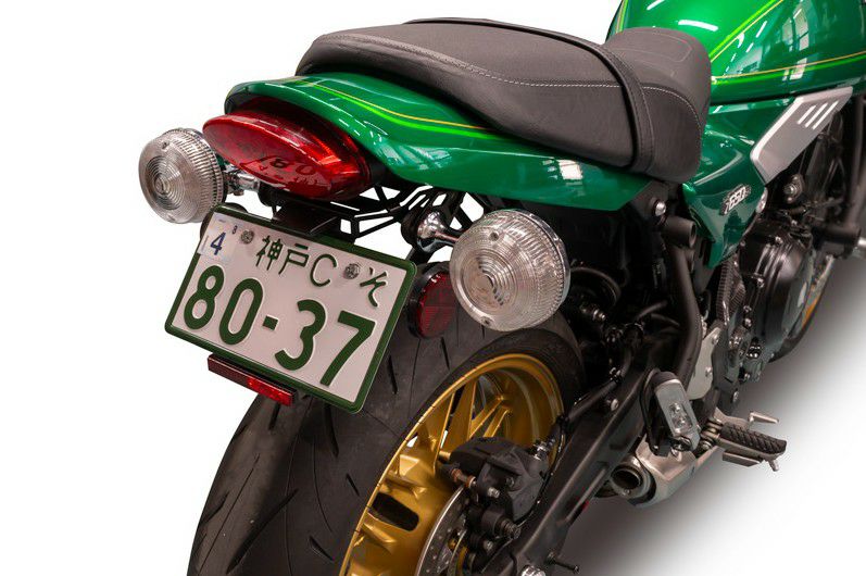 カワサキ、Z650RSリアフェンダー、テールカウル純正中古のセット。 Z650RS フェンダーレスキット （ロング） 純正テール対応 ARCHI