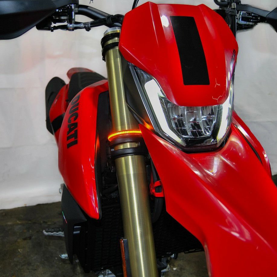 ハイパーモタード698 フロントウィンカー&フェンダーレスKIT DUCATI ハイパーモタード 698 フェンダーレスキット New Rage Cycles