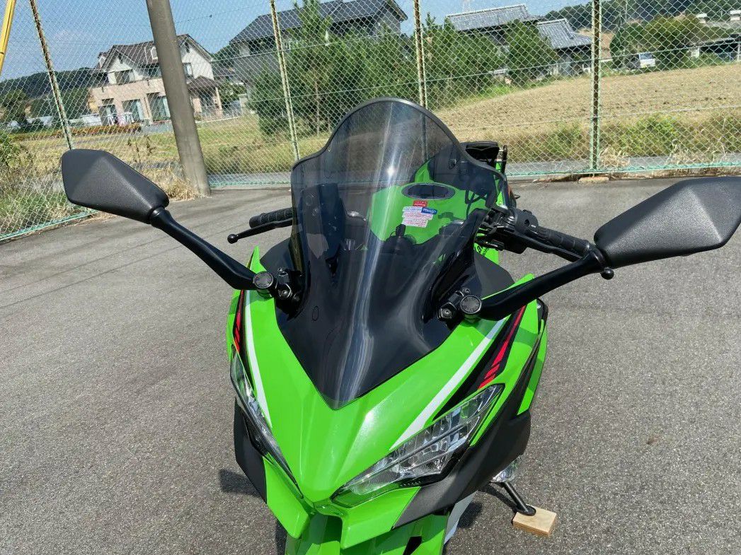 カワサキ ニンジャ250/400 スクリーン スモーク アクリポイント