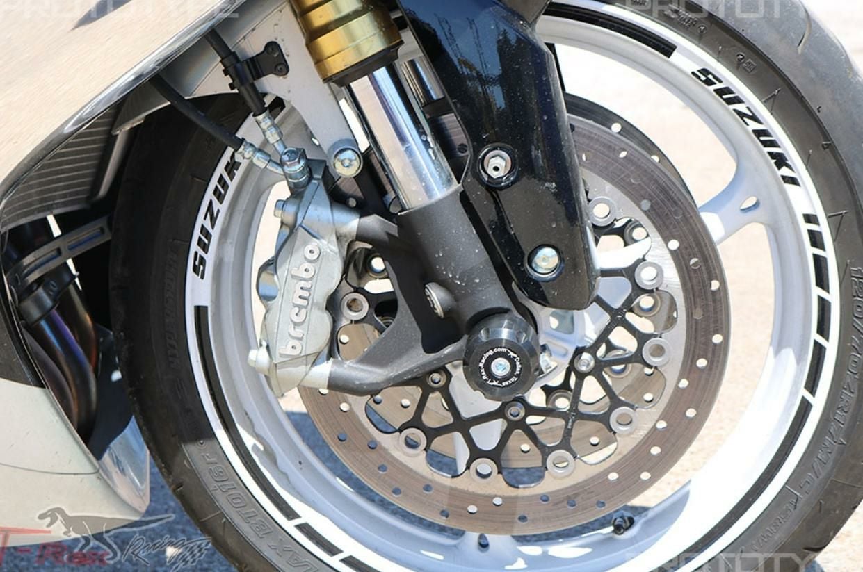 GSX-8TT/GSX-8T/GSX-8S/GSX-8R/GSX-S750 フロントアクスルスライダー T