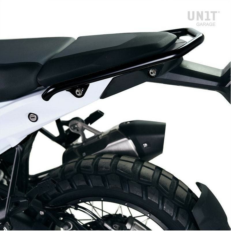 BMW R1300GS パッセンジャーグラブバー シルバー UNIT GARAGE | バイク