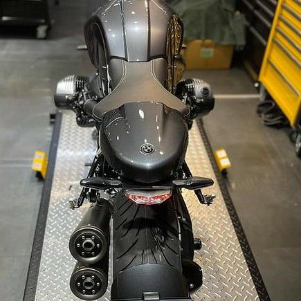 UNIT GARAGE (ユニットガレージ) レザー MONOPOSTO シート BMW RnineT