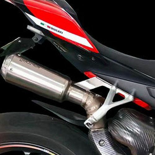ストリートファイター V4/V4S クラッチカバー キット ナチュラル CNC