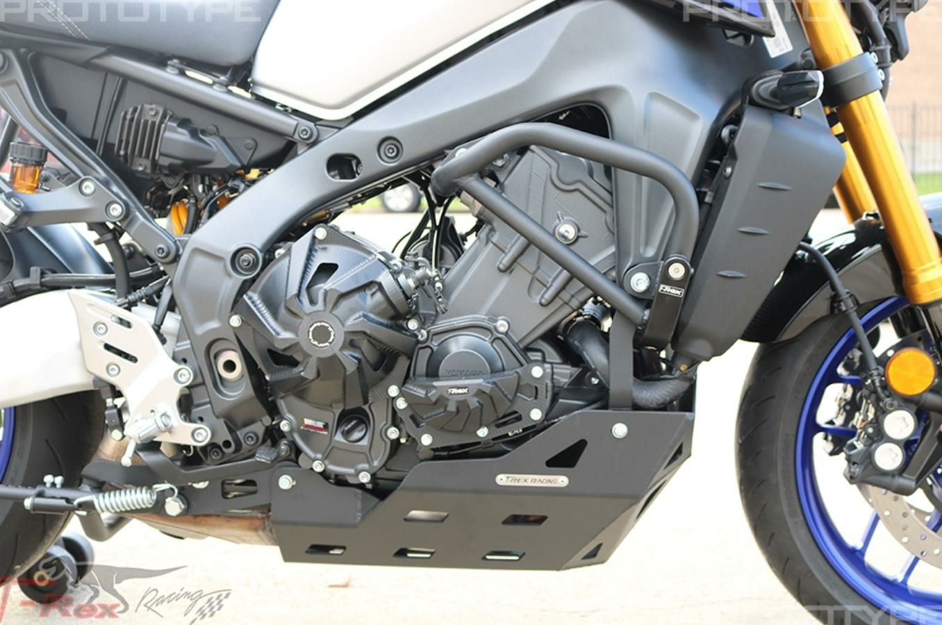 MT-09/Tracer 900/XSR900 エンジンケースカバー T-REX レーシング