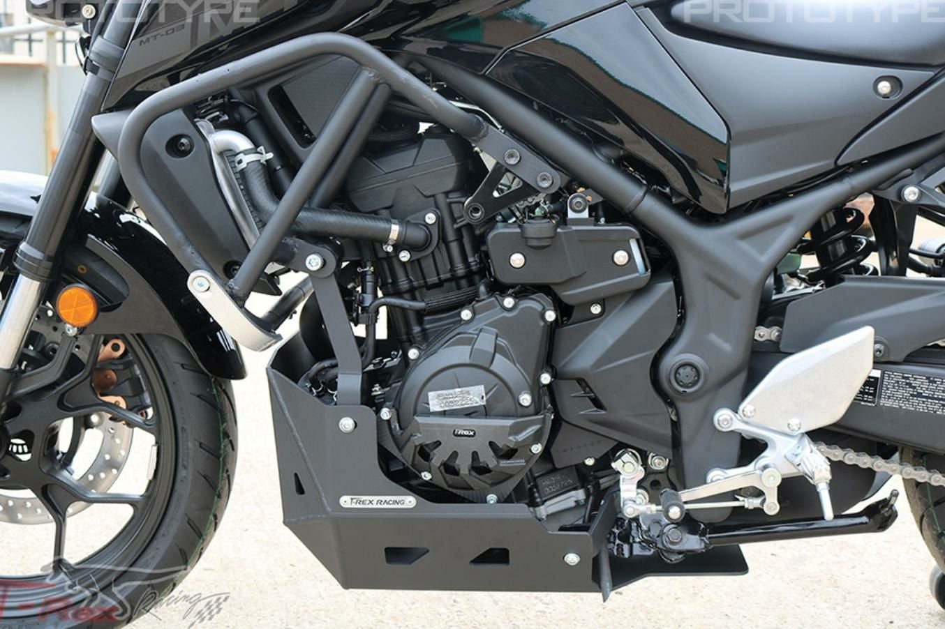 MT-25/03 スキッドプレート T-Rex Racing | バイクカスタムパーツ専門