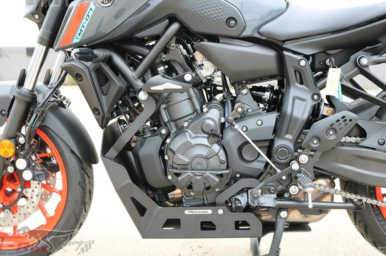デアリバイク パーツ MT-07/XSR700/YZF-R7 エンジンケースガバー T-REX レーシング | バイク