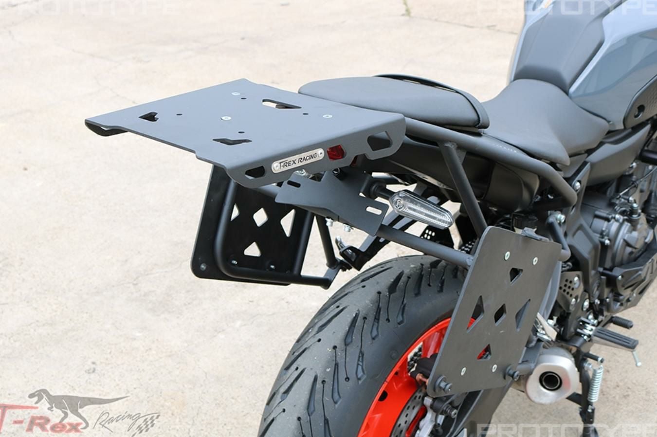 MT-07/XSR700 15～ ラゲッジラック T-REX レーシング | バイクカスタム