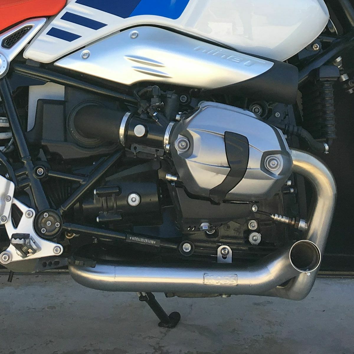 RnineT　2本出し純正マフラー BMW RnineT 2in1 Come Back ステンレス フルエキゾーストマフラー