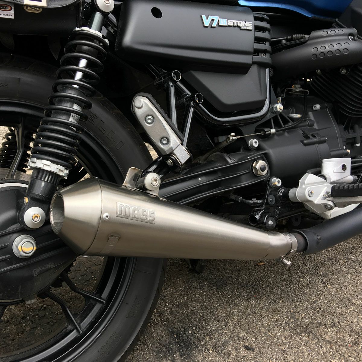 MOTO GUZZI(モトグッチ) V7 850 レーシングスリップオンマフラー