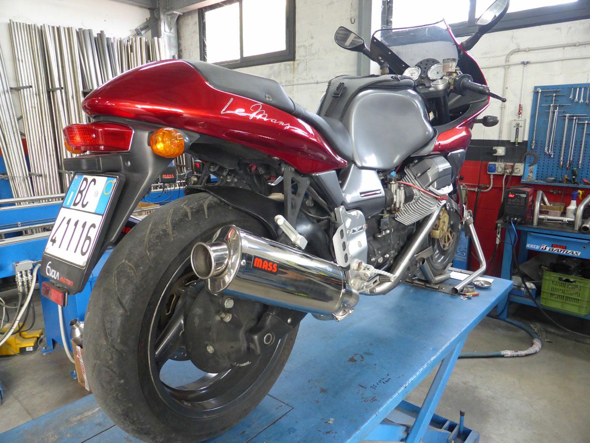 モトグッチV11ル・マンノーマルマフラー MOTO GUZZI(モトグッチ) V11スポルト/ルマン ポリッシュオーバル