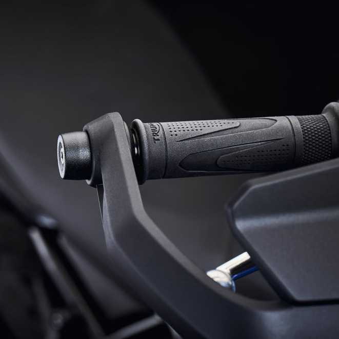トライアンフ タイガースポーツ660 バーエンド Evotech Performance_2