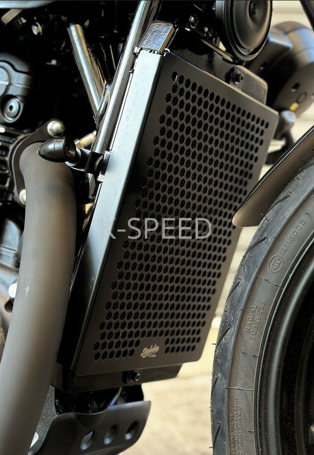 トライアンフ スピード400/スクランブラー400X ラジエーターガード