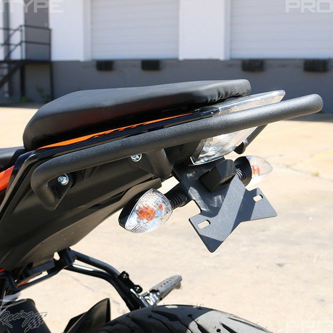 バイク 690デューク グラブバー 左右 黒 760.12.008.000 KTM 純正