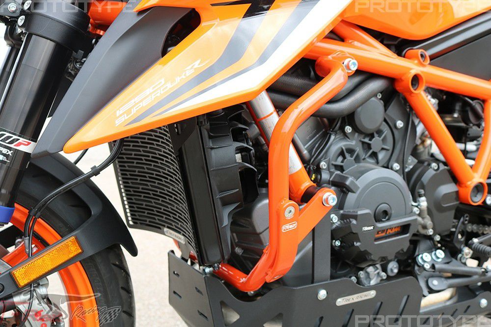 KTM Super Duke R 20-23 エンジンガード T-REX Racing | バイク
