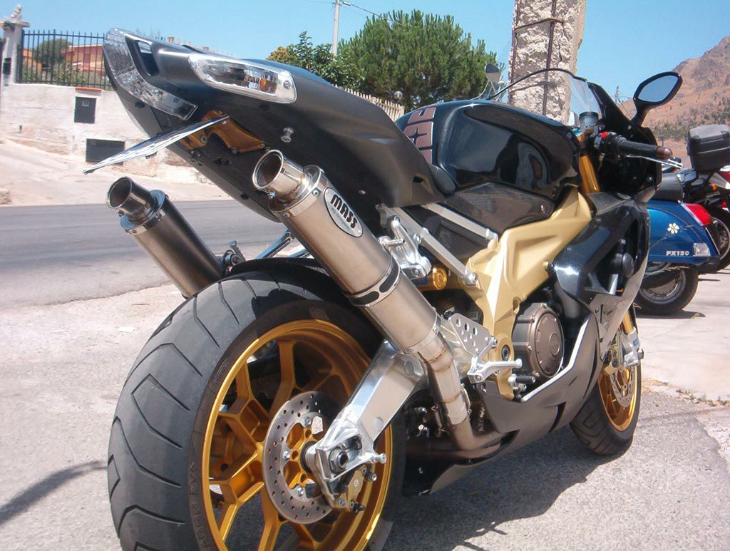 アプリリア RSV1000R GP1 ステンレス スリップオンマフラー MASS