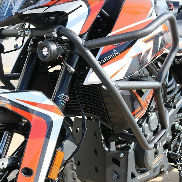 KTM390アドベンチャーフロントサイドカウル？ KTM 390アドベンチャー フロントサイドカウル ホワイト C-RACER