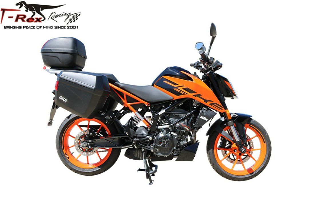 KTM200デューク ETC付き　バッテリー新品　車体　実働　極上　KTM製リアボックス付　低走行　始動動画有り KTM200デューク ETC付き バッテリー新品 車体 実働 極上 KTM製リア