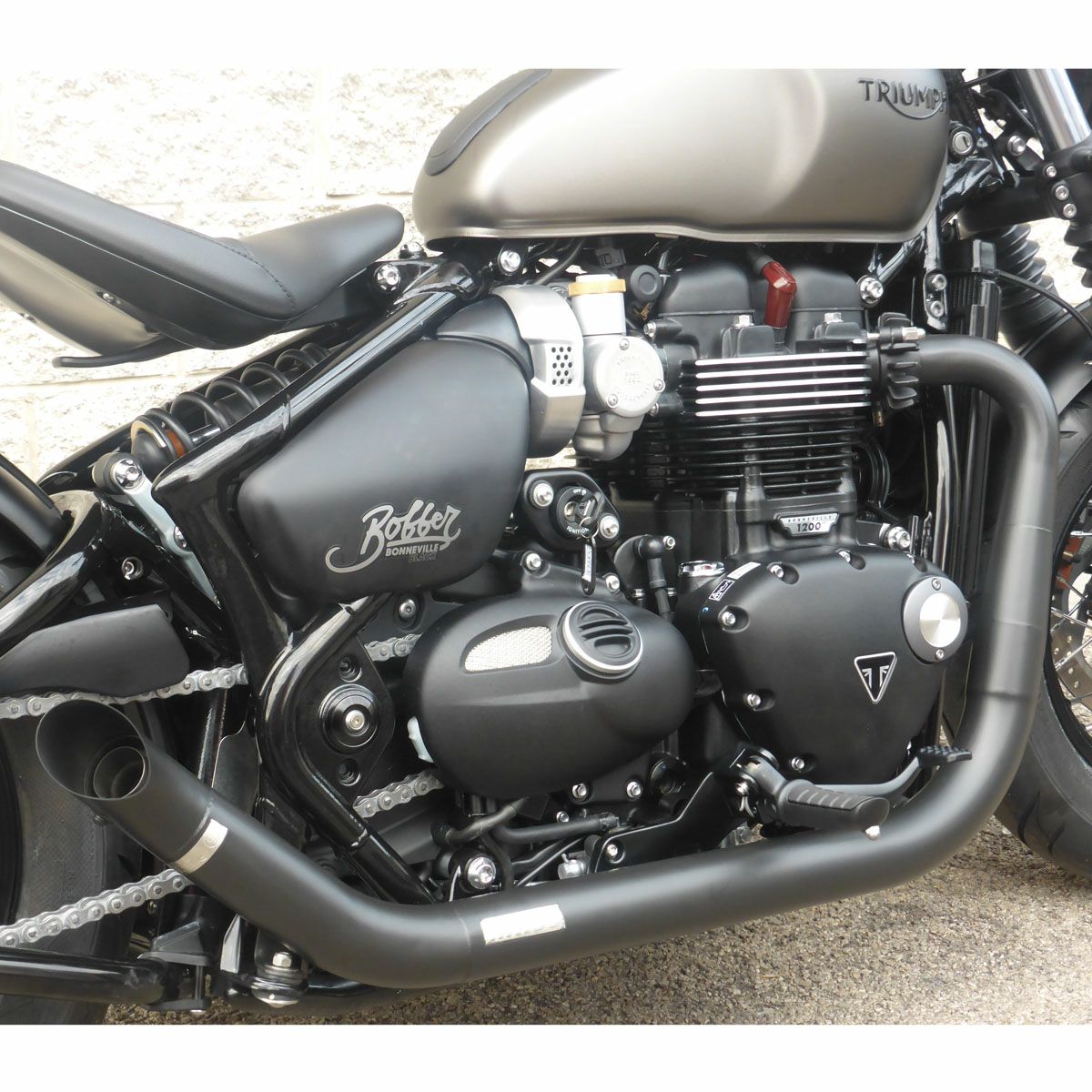 トライアンフ ボバー 17-24 ステンレス 2in2 Hot Rod long フル