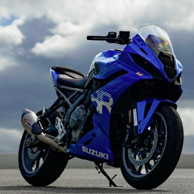 GSX-8S/R/T/TT マフラー フルエキゾースト 