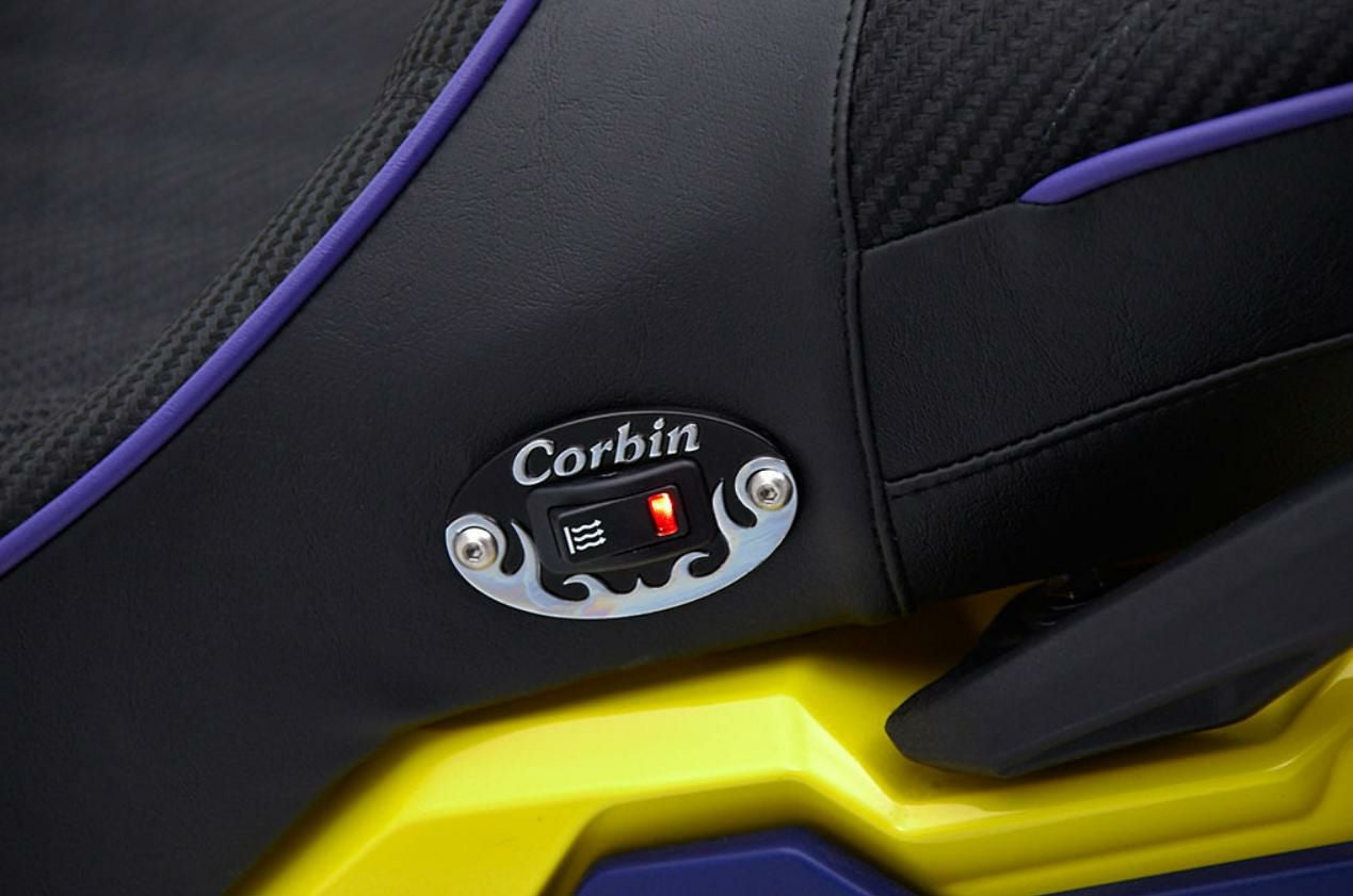 V-ストローム800DE キャニオン デュアルスポーツサドル(ヒート機能付