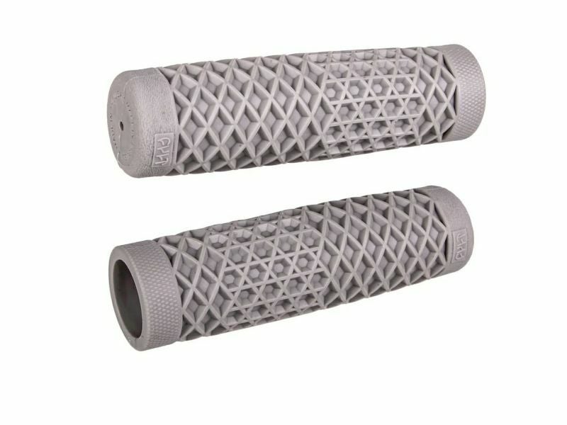 ODI VANS/CULT V-Twinグリップ グレー 7/8インチ_1