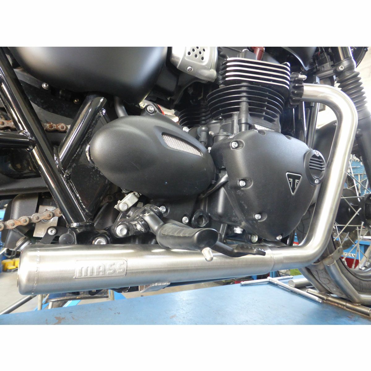トライアンフ スピードツイン900 ステンレス 2in2フルエキゾースト