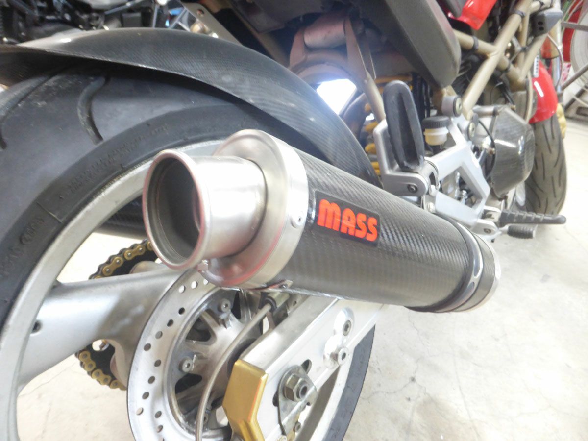 ドゥカティ モンスター600/750/900 Tondo カーボン スリップオン