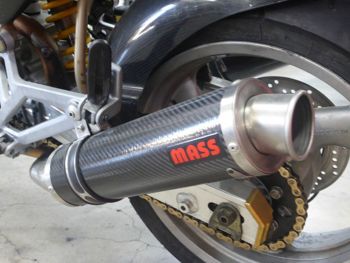 ドゥカティ モンスター600/750/900 Tondo カーボン スリップオン