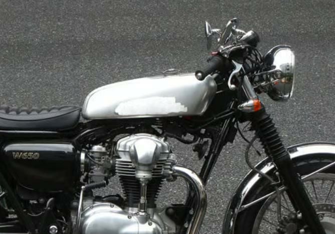 Kawasaki バイクタンク w650 w400 W400/650の社外タンクの容量&カスタムに合わせた選び方 | Moto-Fan-R