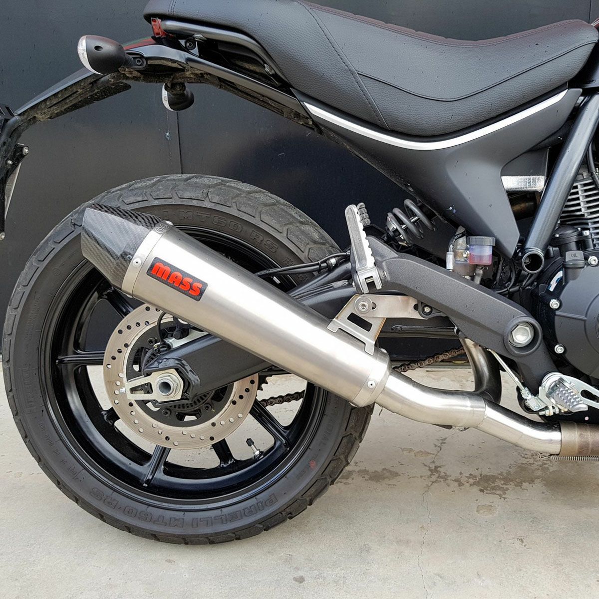 ドゥカティ・スクランブラー　sixty2マフラー 取扱説明書付き ドゥカティ スクランブラー400 Sixty2 EVO チタン スリップオン