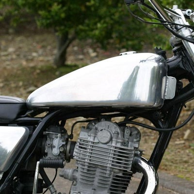 グッズ(GOODS) FRP ティアドロップビンテージタンク SR400/500用